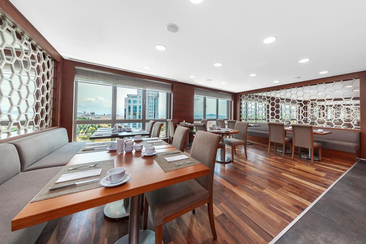Dedeman Bostanci Istanbul Hotel & Convention Center Exterior photo The restaurant