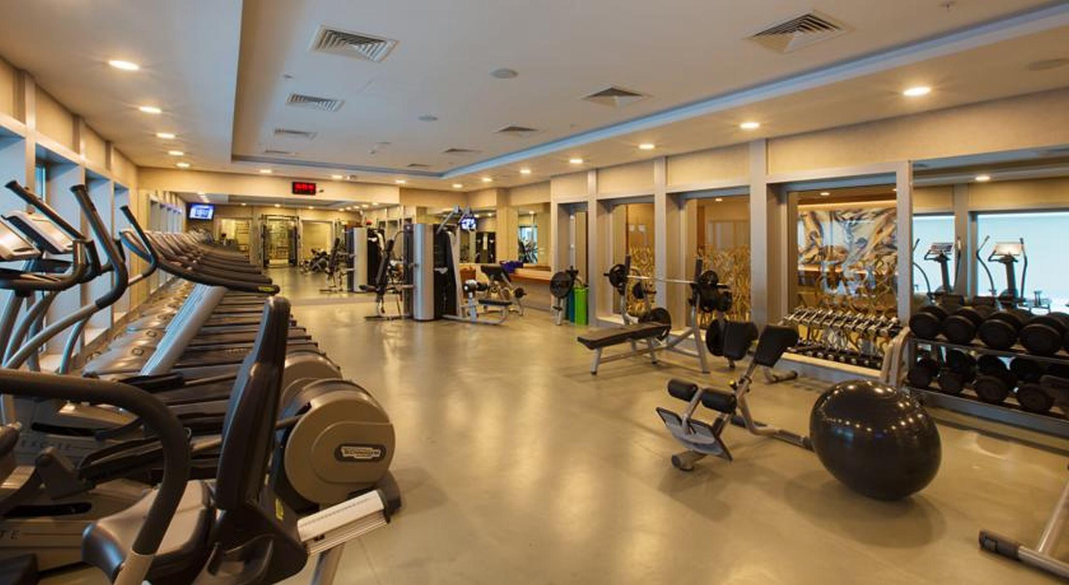 Dedeman Bostanci Istanbul Hotel & Convention Center Exterior photo The gym at the hotel