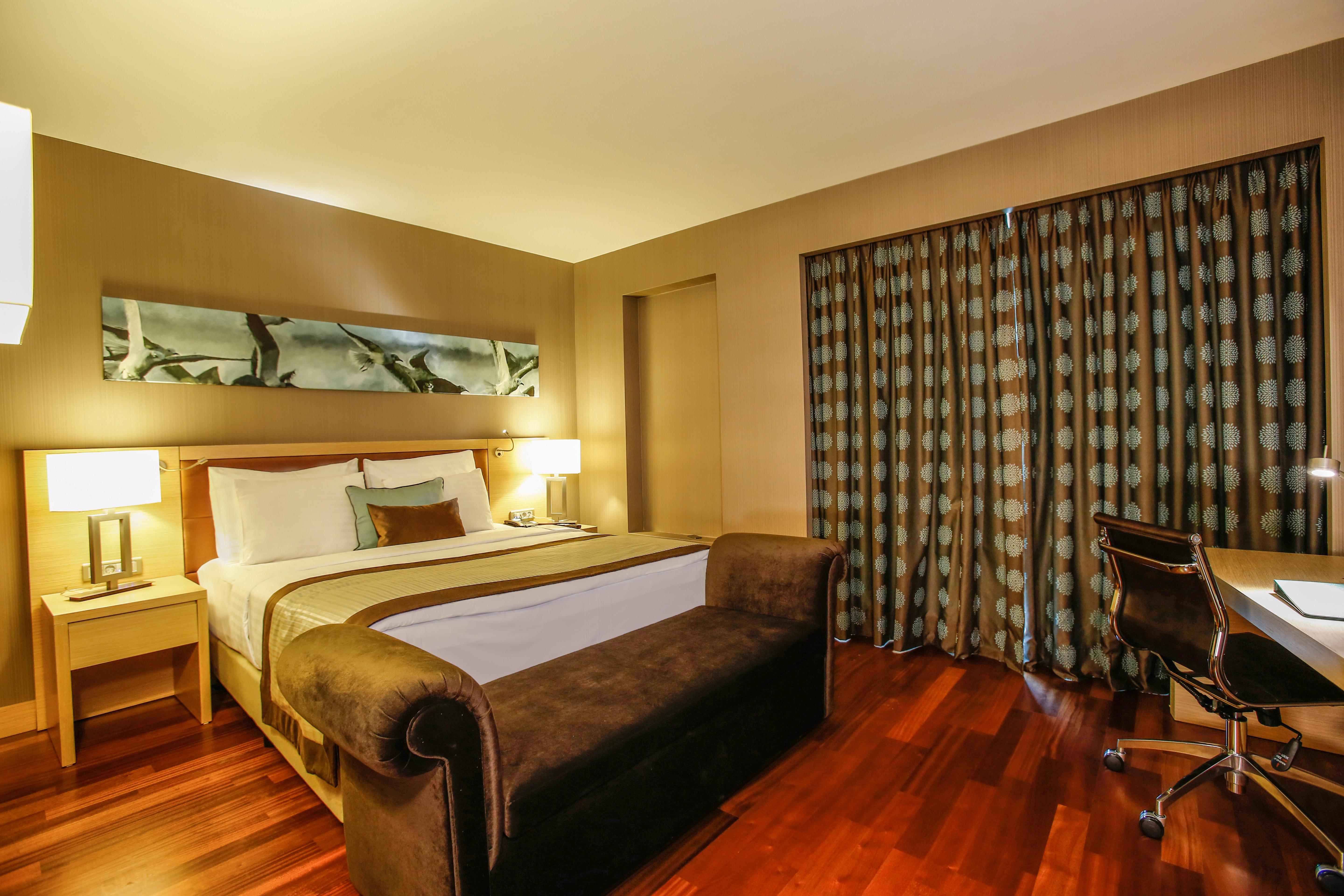 Dedeman Bostanci Istanbul Hotel & Convention Center Exterior photo A bedroom at the hotel