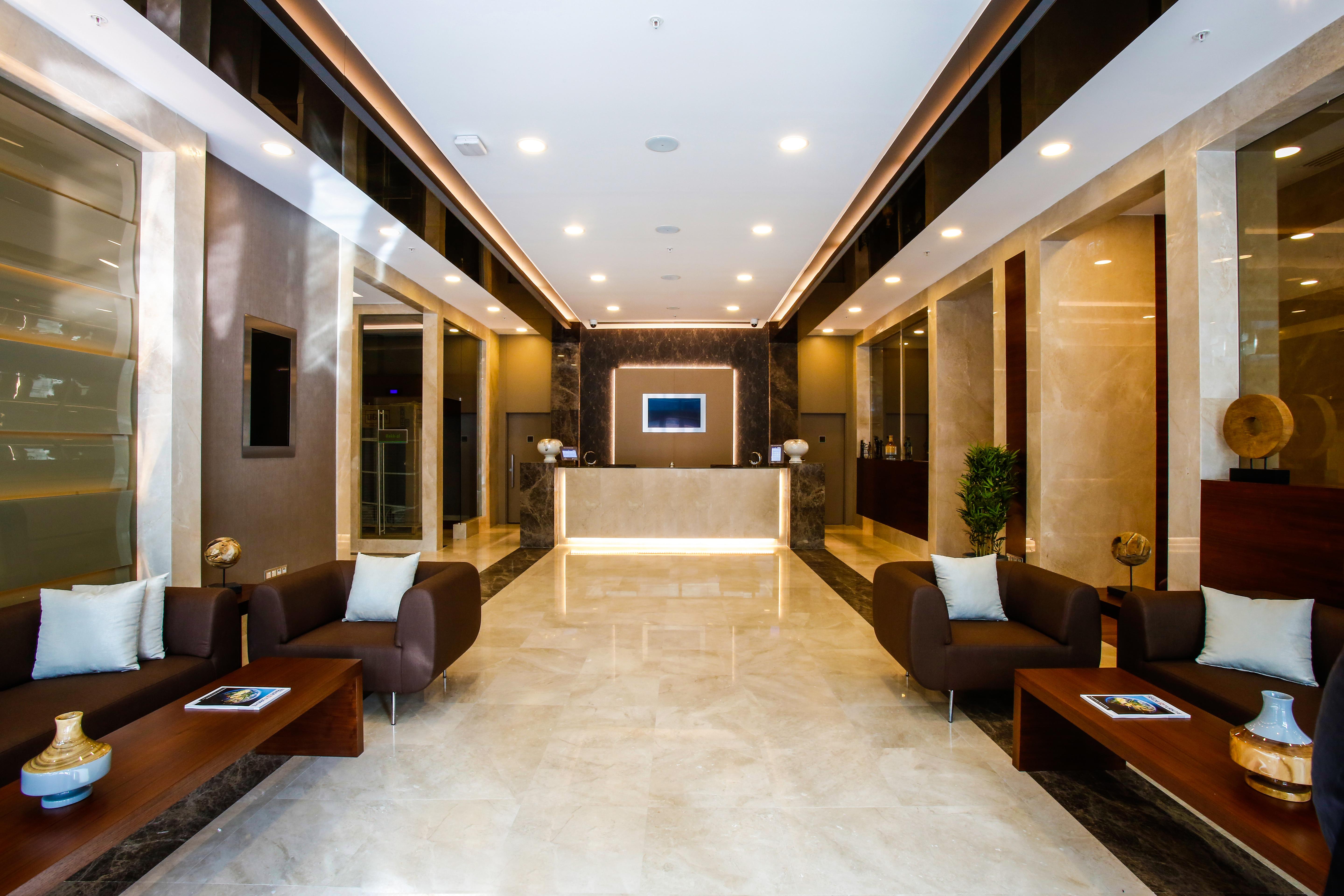 Dedeman Bostanci Istanbul Hotel & Convention Center Exterior photo The lobby of the hospital