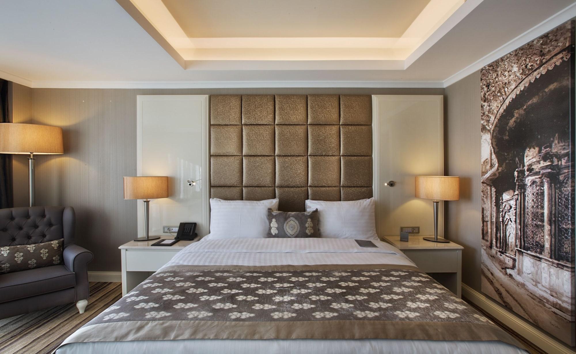 Dedeman Bostanci Istanbul Hotel & Convention Center Exterior photo Deluxe Room